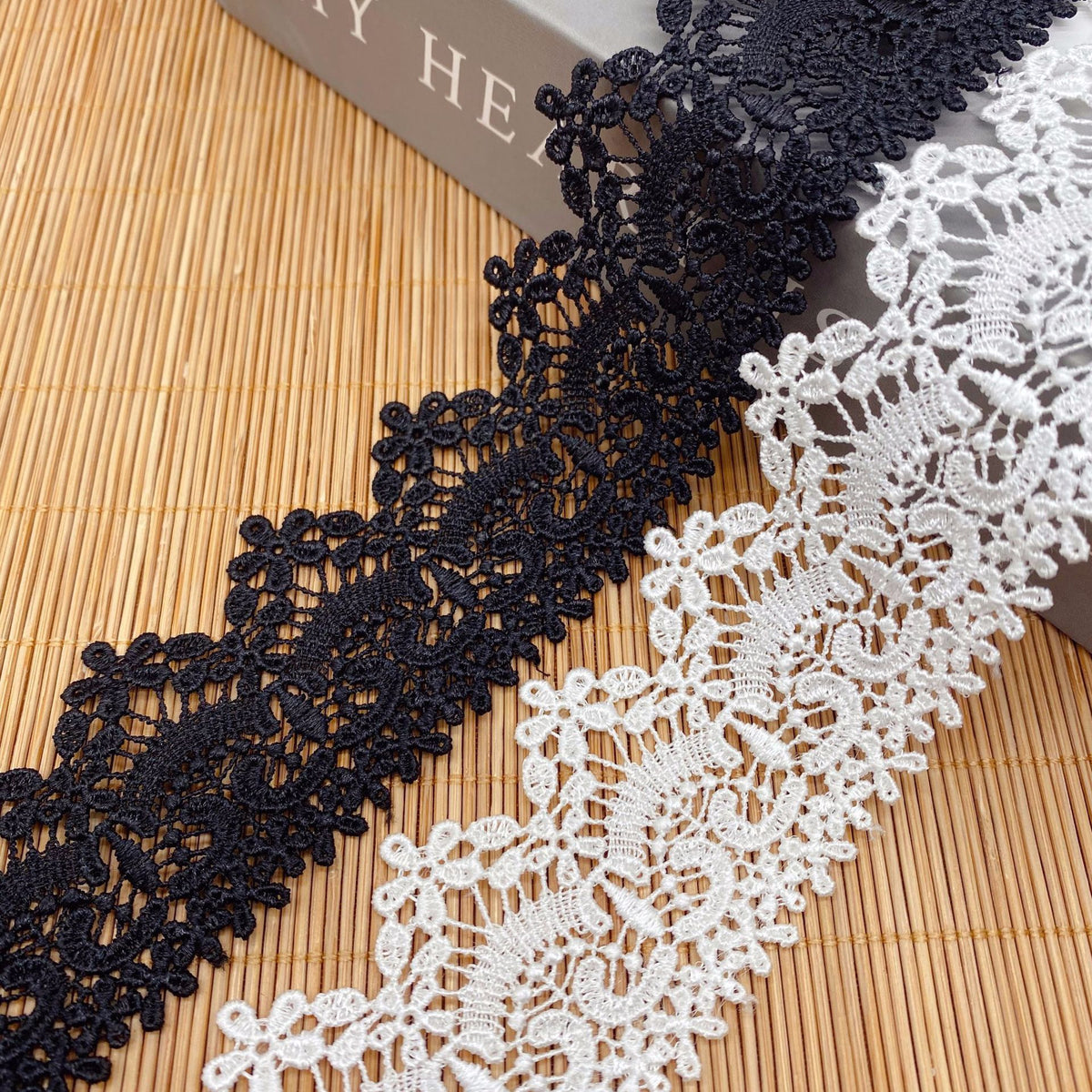 Lace Ribbon 14 Yards, Black Lace Trim, Vintage Cream Crochet Floral Lace  Fabric with 7 Patterns(2 Yards Each), Crafting Scalloped Edge for Sewing