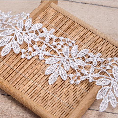 4.5 Yards of 5cm Width Retro Branch Leaf Flower Water Soluble Lace Ribbon