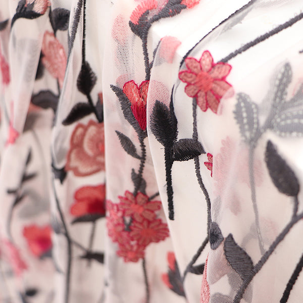 130cm Width x 95cm Length Premium Vine Rose Floral Pattern Embroidery Lace Fabric