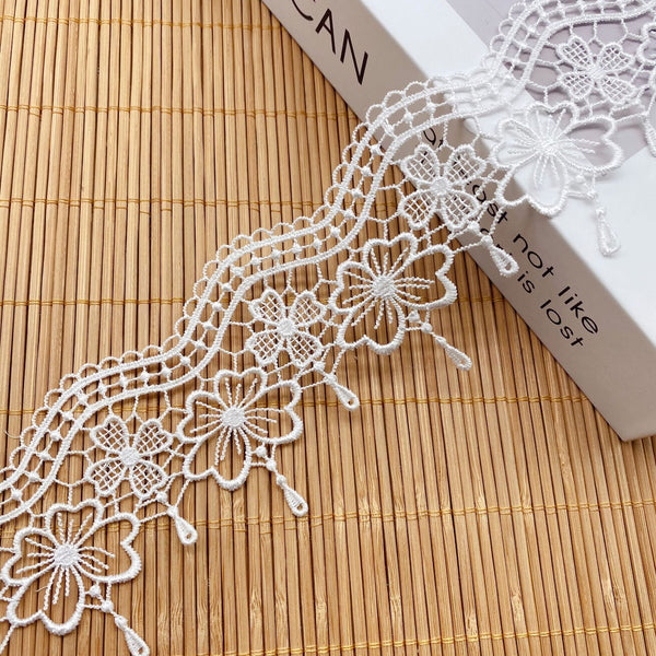 4.5 Yards of 6.5cm  Vintage Classical  Floral Water Soluble Chemical Lace Ribbon