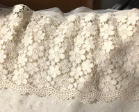 幅21cmの2ヤードの中空花柄刺繍コットンレース装飾レース