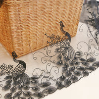 幅32cm×長さ270cm 孔雀柄刺繍レース生地