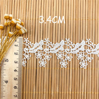 4.5 ヤード x 3.4 cm 幅レトロ ゴールデン ライン刺繍レース生地リボン