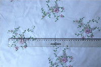 幅130cm×長さ95cm つるの枝 花刺繍 オーガンジー レース生地