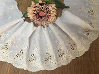幅14cm x 長さ270cm ヴィンテージフローラル刺繍アイレット コットン生地トリム