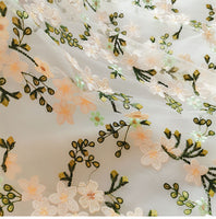 幅135cm×長さ90cm 高級感のある鮮やかなカラフルな枝花刺繍レース生地