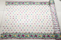 140cmの幅x 100cmの長さの対称的な重い色の花の刺繍のチュールのレースの生地