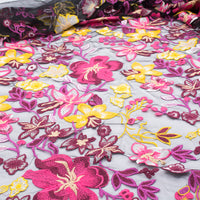 幅140cm×長さ95cm 高級紫花刺繍レース生地