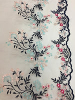幅 37cm x 長さ 270cm 黒の枝とピンクと赤の花刺繍レース チュール生地トリム