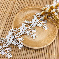 4.5 ヤード x 3.4 cm 幅レトロ ゴールデン ライン刺繍レース生地リボン