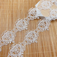 4.5 ヤード x 4.2 cm 幅レトロ ハート形刺繍水溶性レース リボン