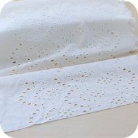 2 Yards of 45cm Width Premium Sewing Eyelet Cotton Fabric Trim