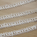 5 Yards of 1.5cm Width Sewing Embellishment Lace Ribbon with Bow Embroidery