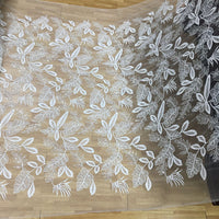 59 インチ幅のスパンコール、植物の枝、ヤード単位の刺繍レース生地