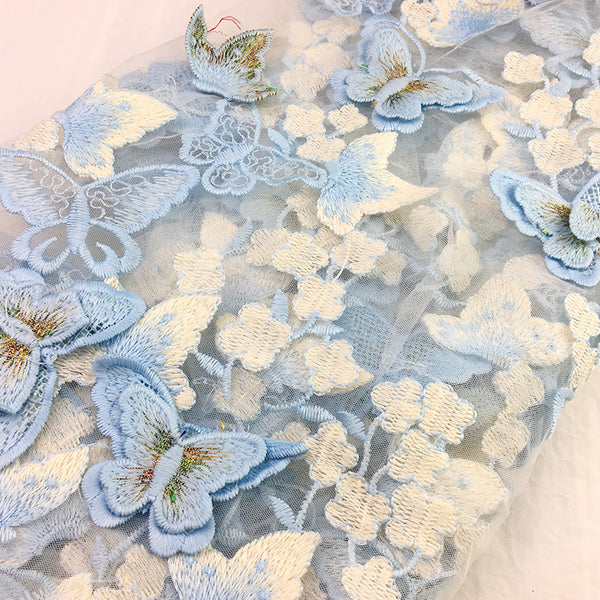 幅145cm×長さ95cm プレミアム立体蝶刺繍チュールレース生地 幅145cm×長さ95cm プレミアム立体蝶刺繍チュールレース生地