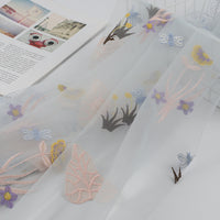 幅130cm×長さ95cm 高級花とウサギの刺繍チュールレース生地