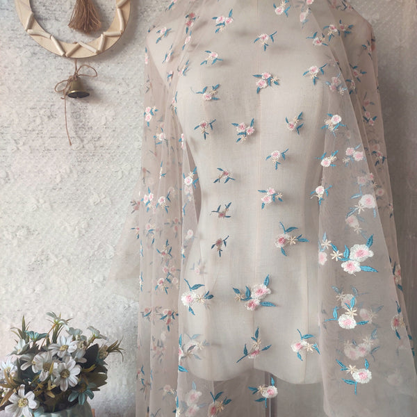 140cm Width x 95cm Length Premium Daisy Flower Embroidery Cotton Linen –  iriz Lace